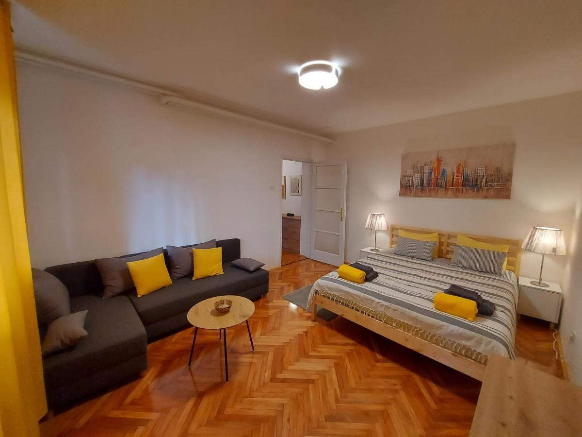 Marconi Apartment